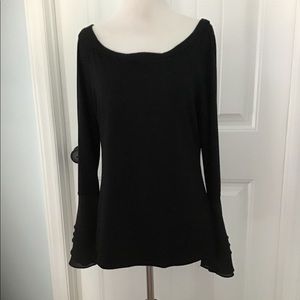 Cupio Black Top w/ Bell Sleeves